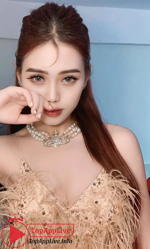 Ảnh hot girl lê thị quỳnh chi 7