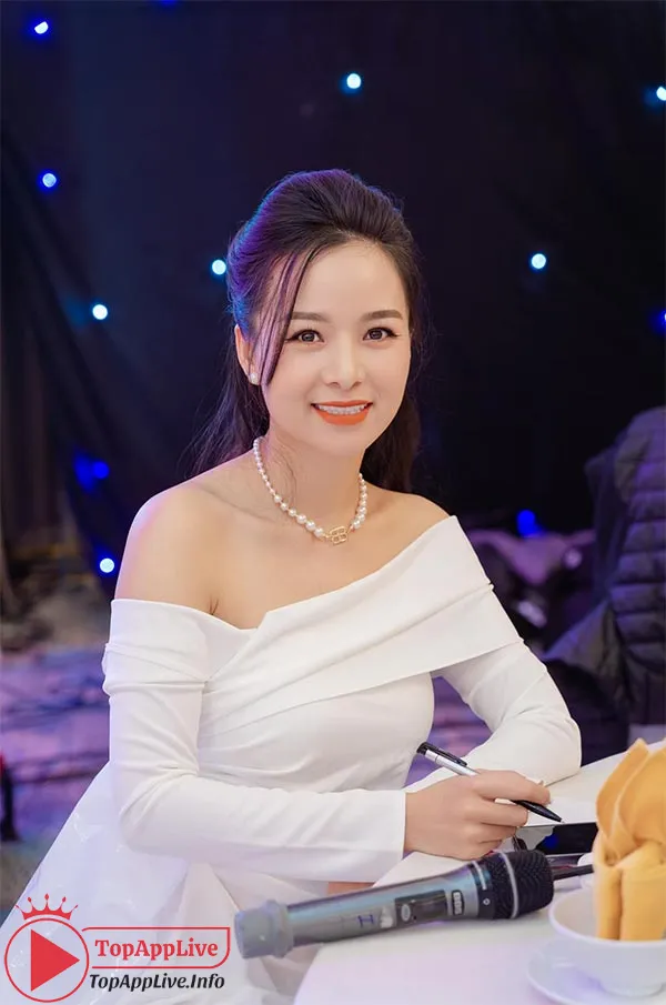 Ảnh hot girl kỳ duyên 2