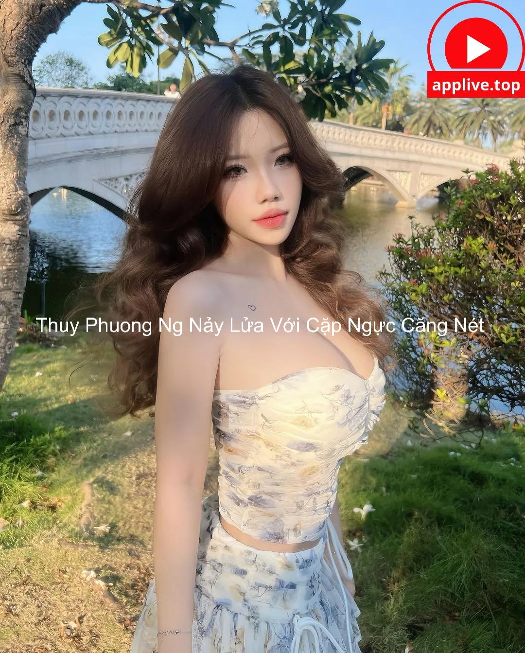 Thuy Phuong Ng Nảy Lửa Với Cặp Ngực Căng Nét 3